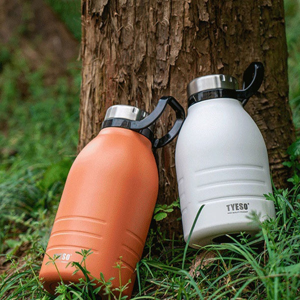1.9 L Extra Large Thermal Bottle, Vacuum Insulated with Straw-Leak Proof, Outdoor Sports.